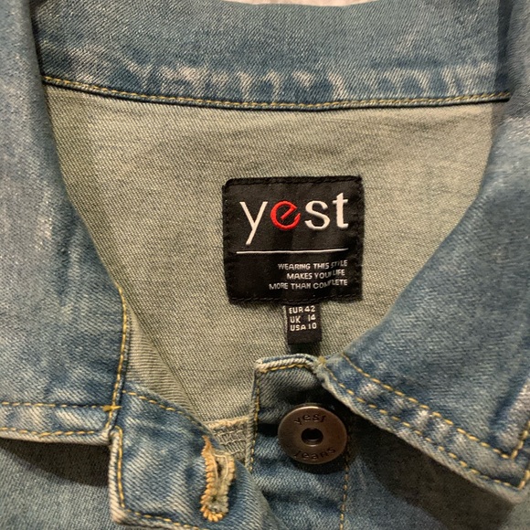 Yest Jean Jacket - Picture 3 of 5
